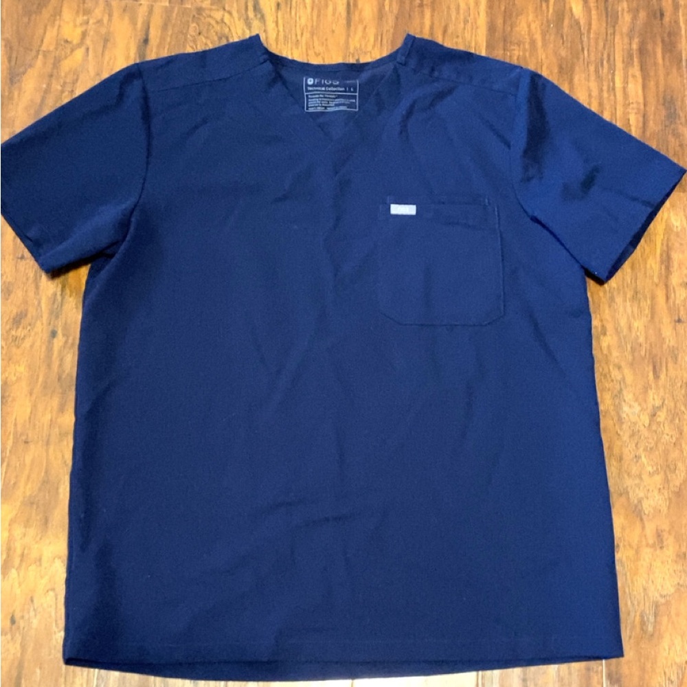 Mens Figs Scrub Top Size Large